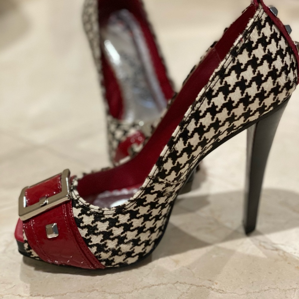 Naughty Monkey Pumps
